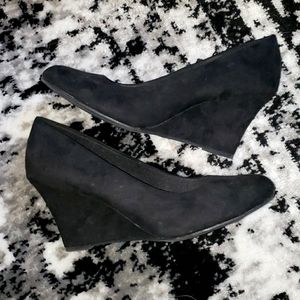 Dexflex Comfort Black Wedges
